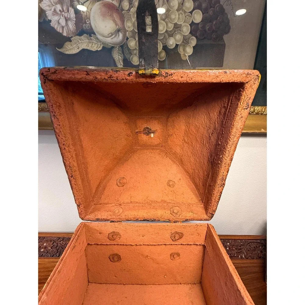 The Unbranded Brand vintage indian